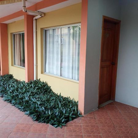 Hotel Palmeras Galapagos Puerto Ayora  Zewnętrze zdjęcie