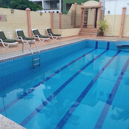 Hotel Palmeras Galapagos Puerto Ayora  Zewnętrze zdjęcie