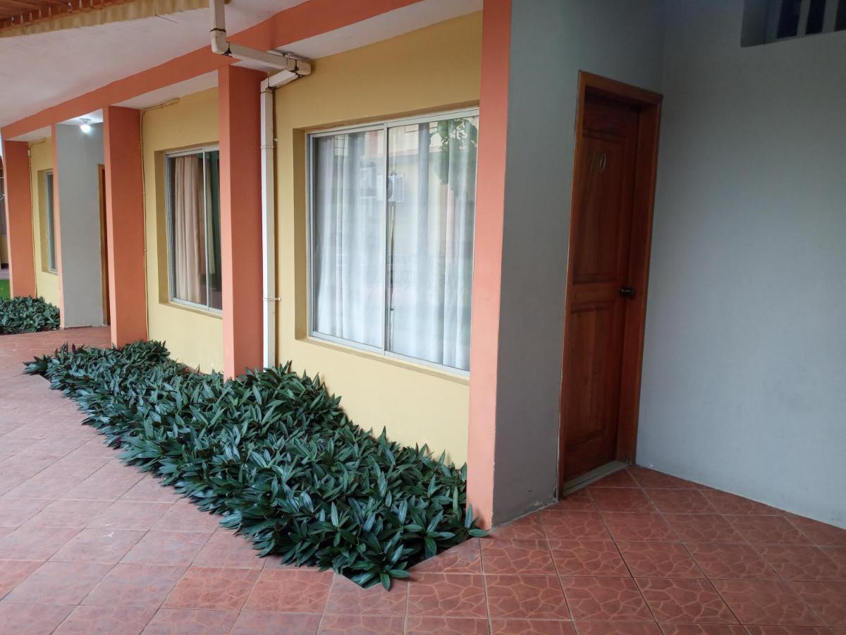Hotel Palmeras Galapagos Puerto Ayora  Zewnętrze zdjęcie