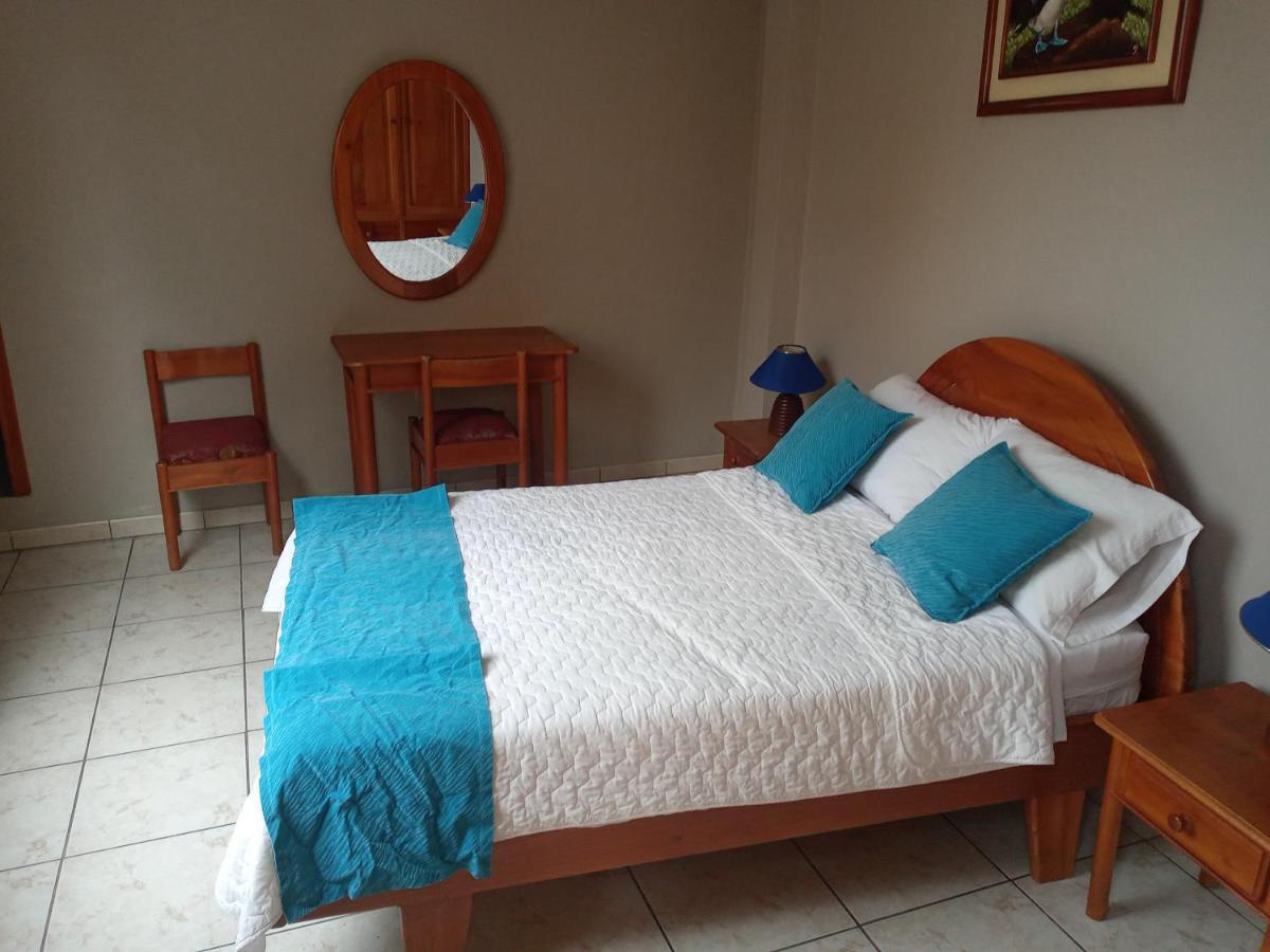 Hotel Palmeras Galapagos Puerto Ayora  Zewnętrze zdjęcie