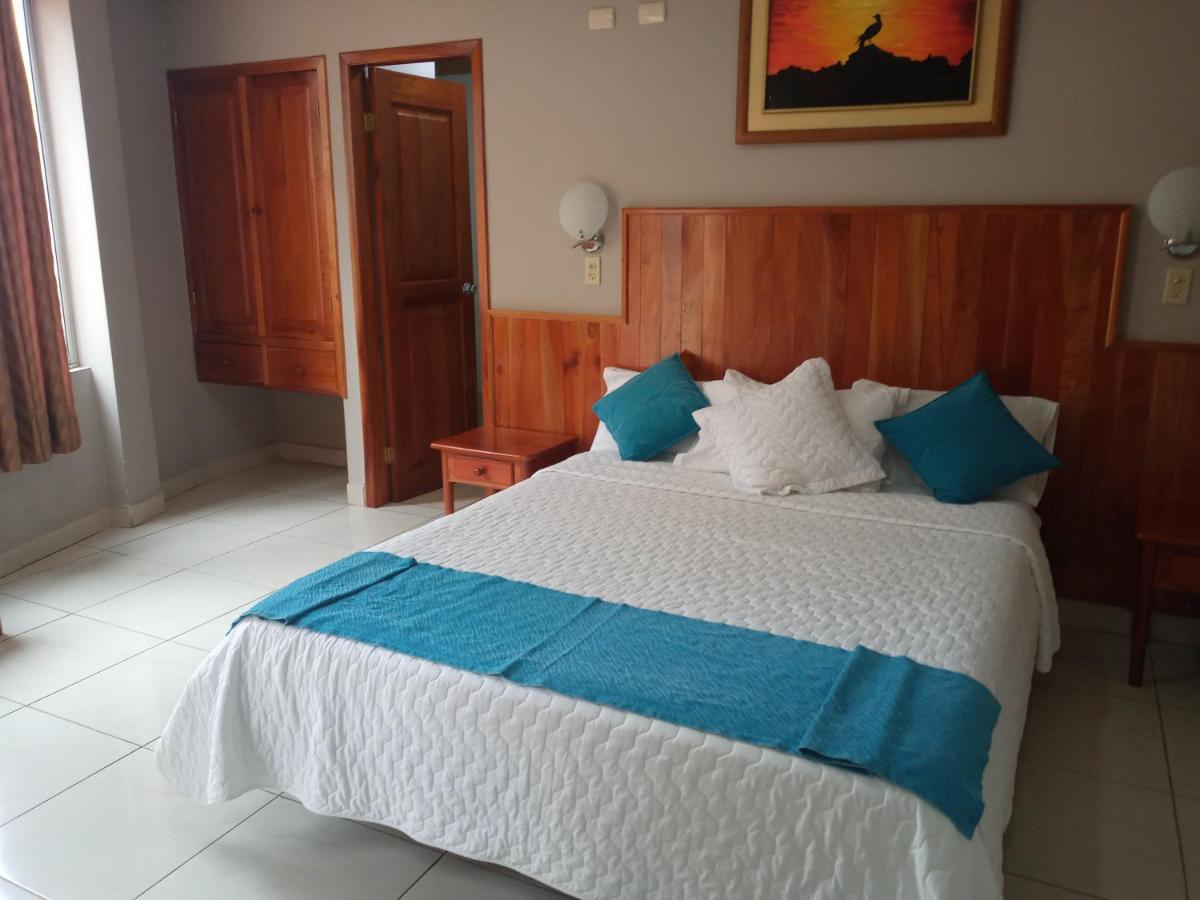 Hotel Palmeras Galapagos Puerto Ayora  Zewnętrze zdjęcie