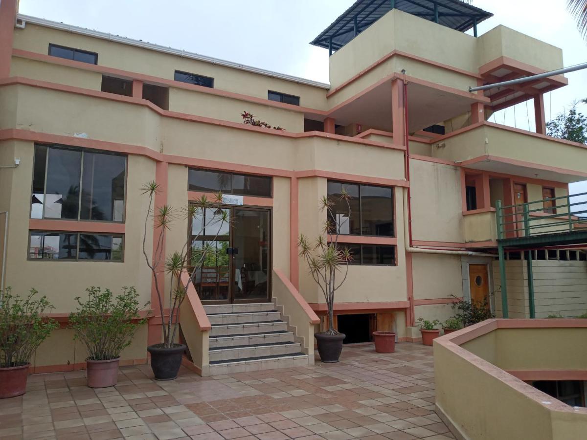 Hotel Palmeras Galapagos Puerto Ayora  Zewnętrze zdjęcie